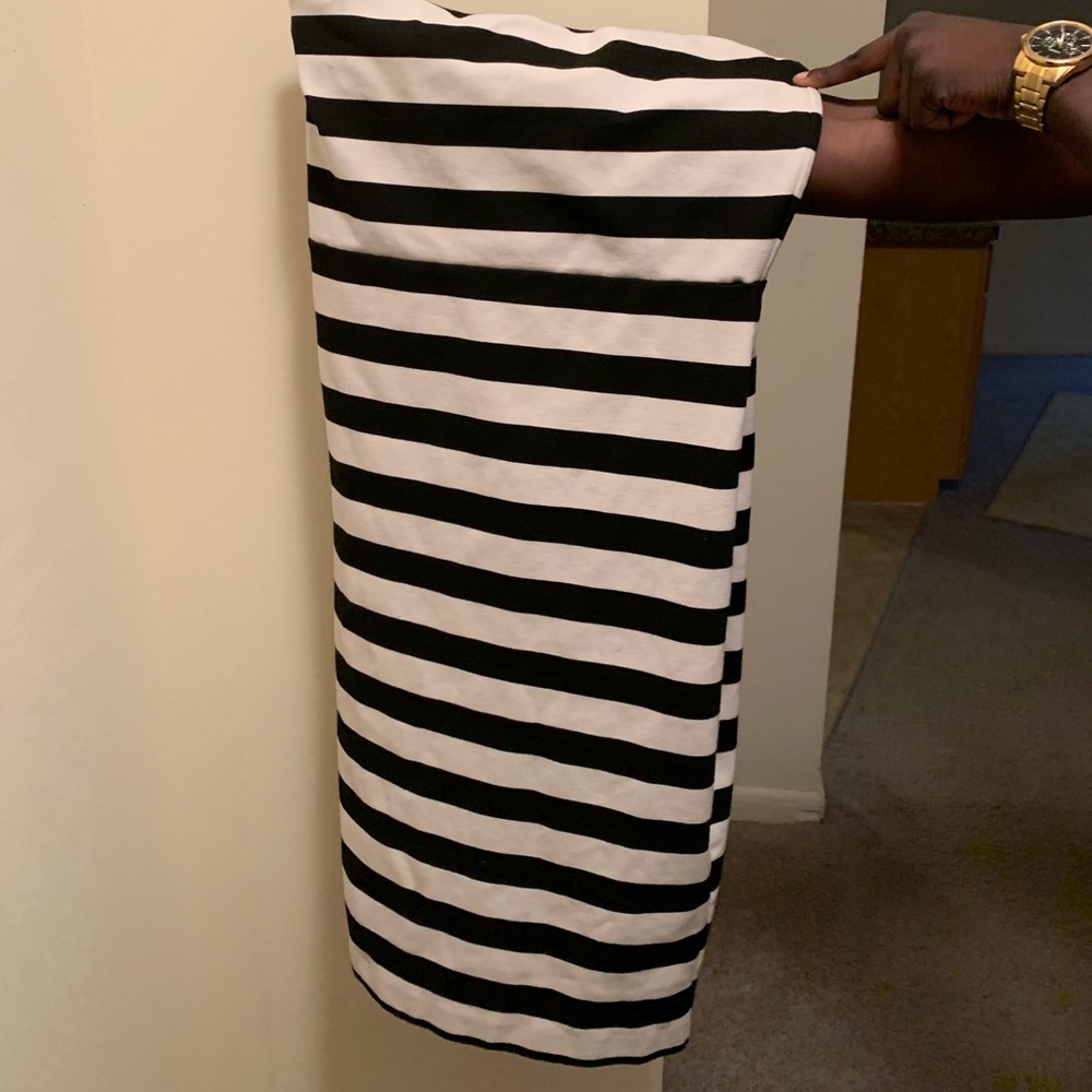 Large black and white strapless